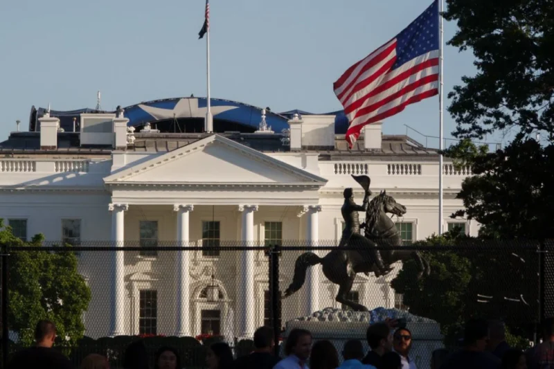 US Defers Blacklisting Chinese Tech Giants DeepSeek and CXMT Amidst Escalating Trade Tensions