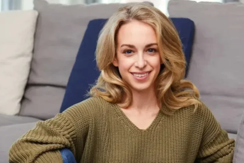 Navigating the Digital Frontier: Dr. Becky Kennedy Partners with YouTube to Empower Modern Parents