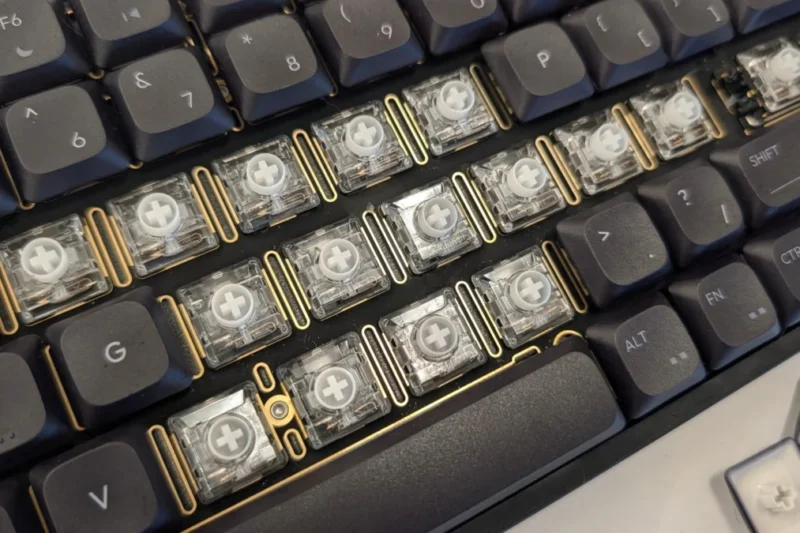 IQUNIX MQ80 Review: A Premium Low-Profile Mechanical Keyboard That Misses the Mark on Price
