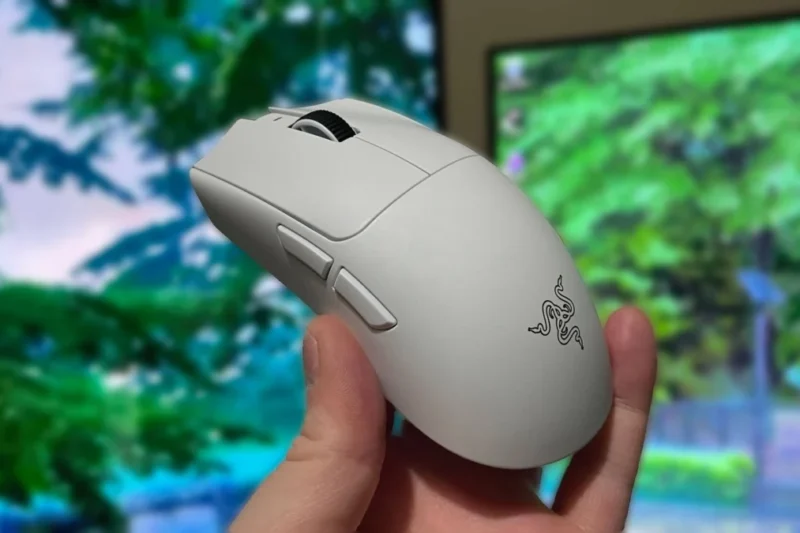 Razer Prepares Carbon Fiber Upgrades for Viper and DeathAdder V4 Pro Mice, Sparking Debate Over a Potential $300 Price Tag
